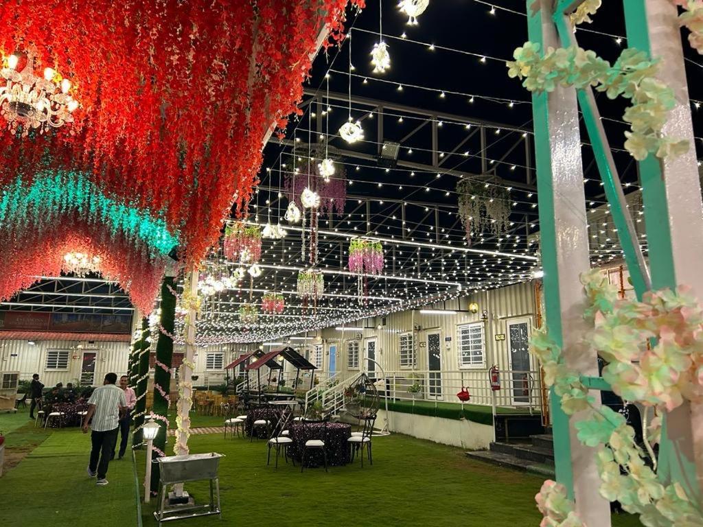 4 Seasons Resort By Jain Residency Sohna Экстерьер фото